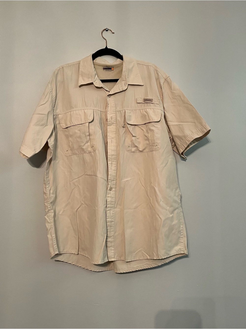 G.H. Bass & Co. Short-Sleeve Button-Down Shirt in Cream
